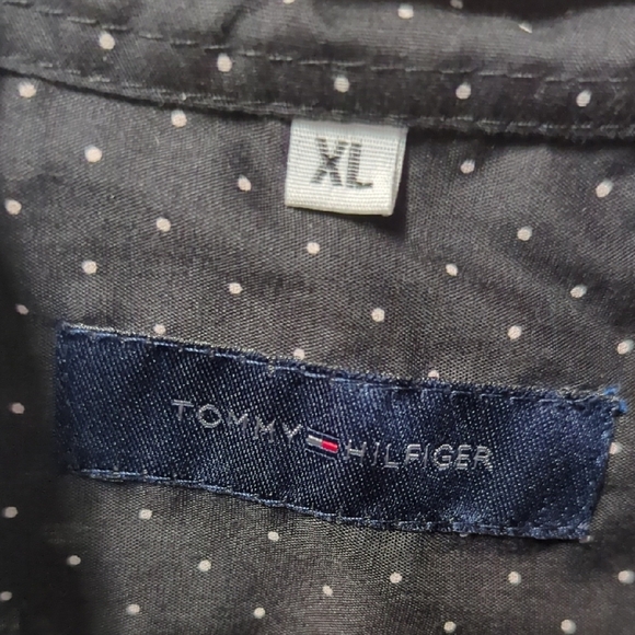 Tommy Hilfiger Black and White Floral Men's Shirt - Picture 2 of 4
